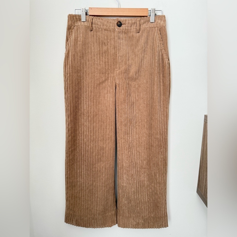 Elie Tahari Tan Cropped Corduroy Pants , Sz 6 - Picture 3 of 13